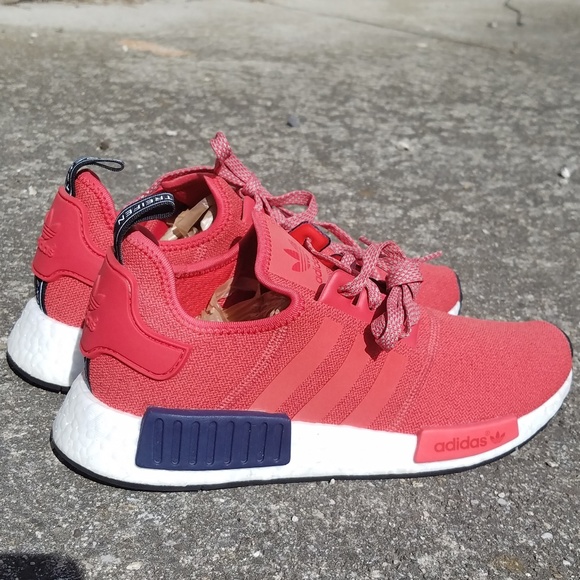 adidas Shoes - Adidas NMD R1 size 9